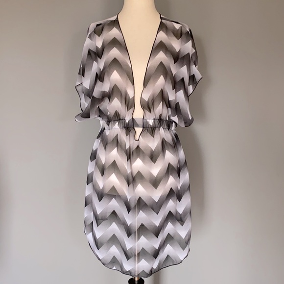 Miken Chevron Swim Coverup - Picture 2 of 8